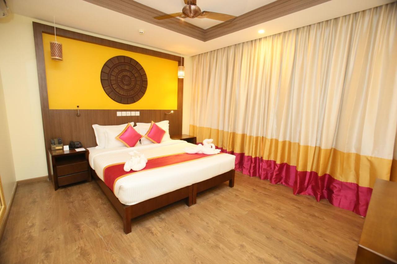 Vivin Luxury Suites Thiruvananthapuram Zewnętrze zdjęcie