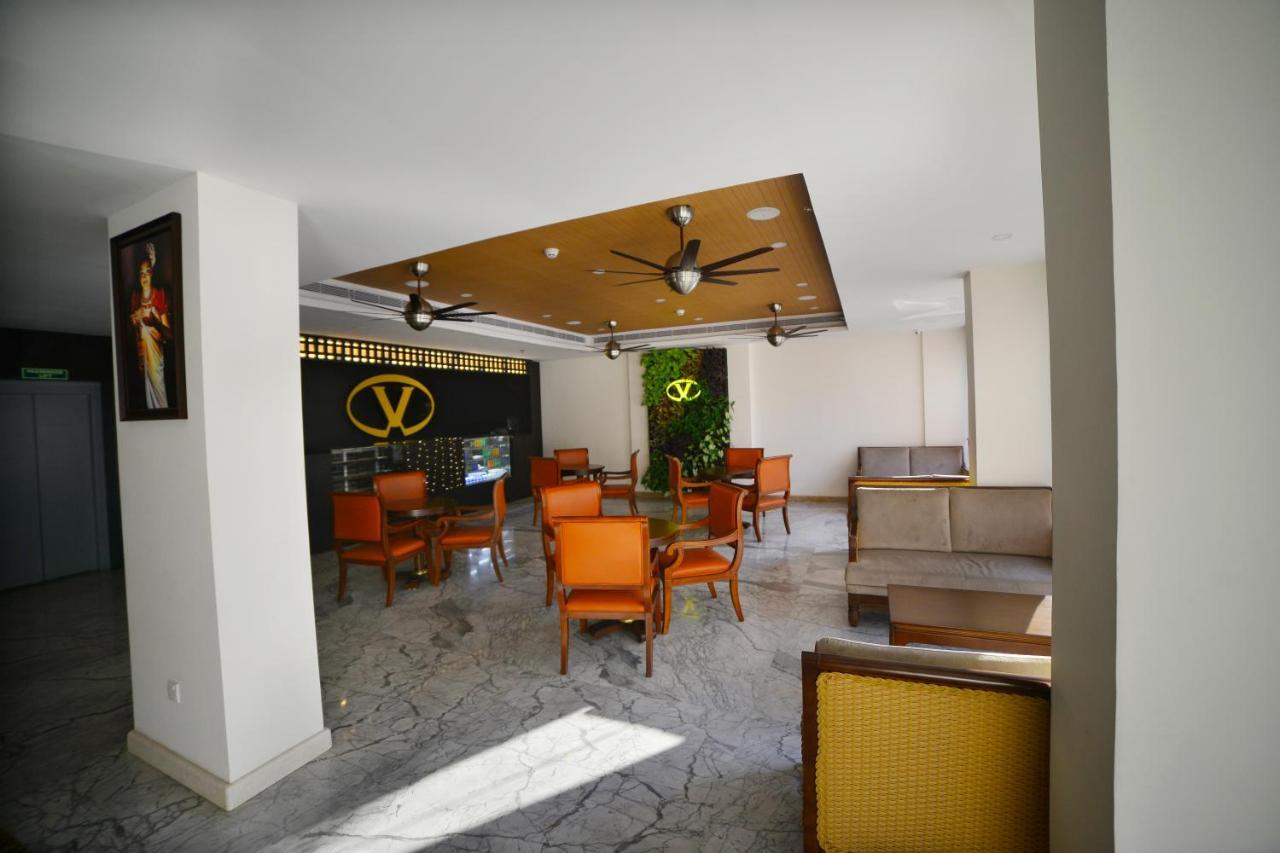 Vivin Luxury Suites Thiruvananthapuram Zewnętrze zdjęcie