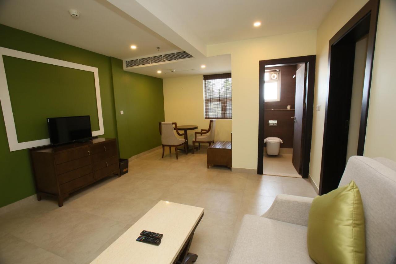 Vivin Luxury Suites Thiruvananthapuram Zewnętrze zdjęcie